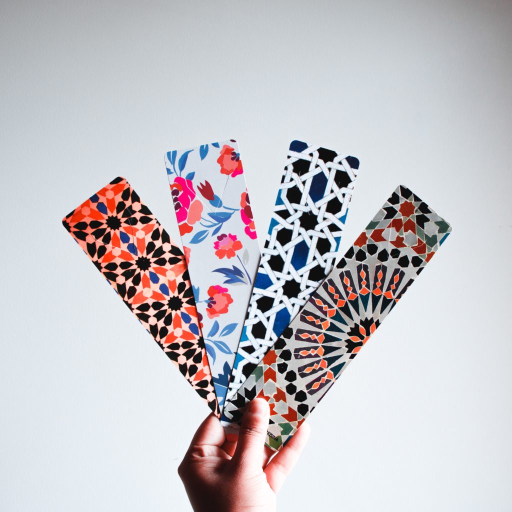 Christmas bookmarks DIY recycle wrapper
